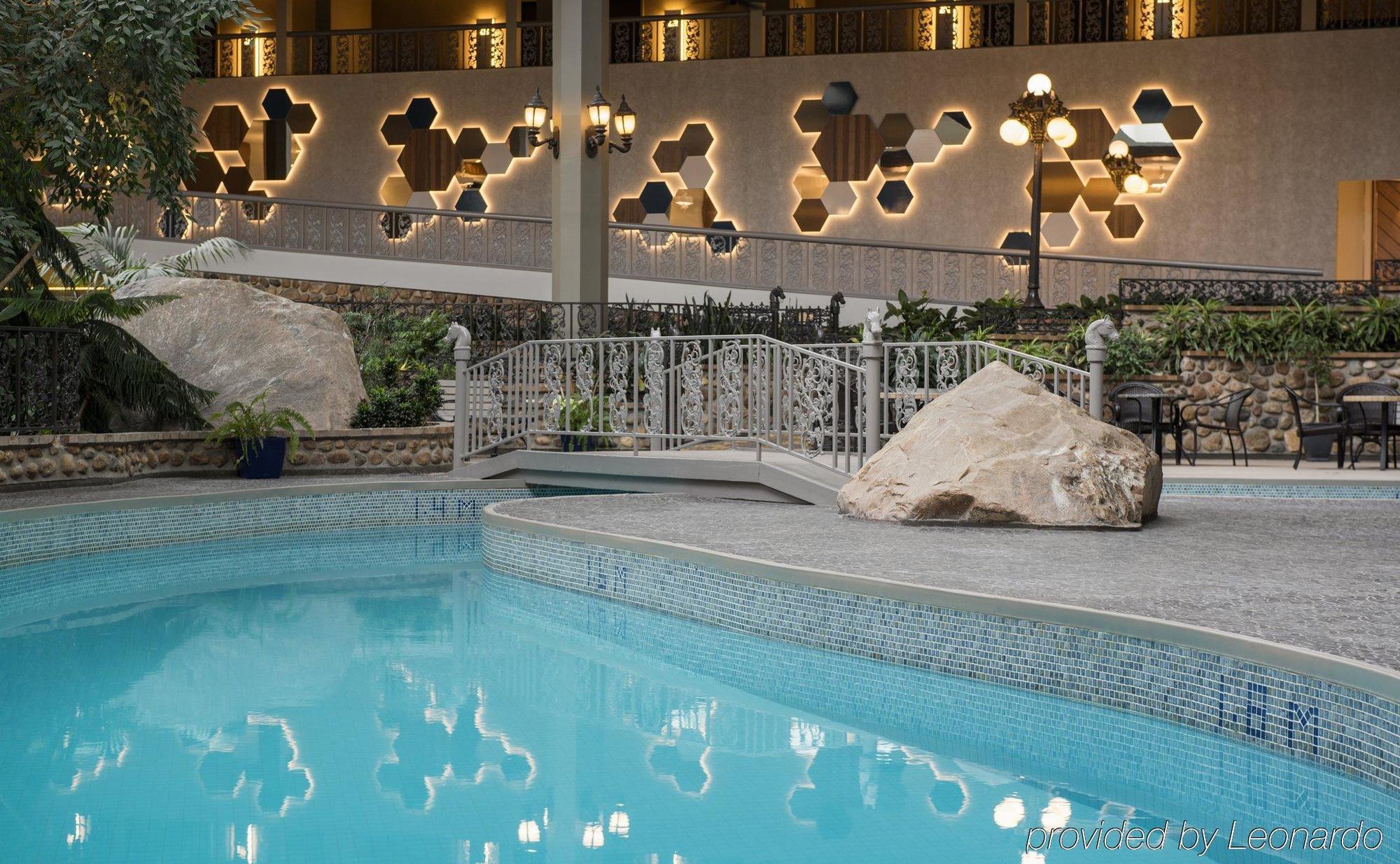 Saskatoon Inn & Conference Centre Εξωτερικό φωτογραφία