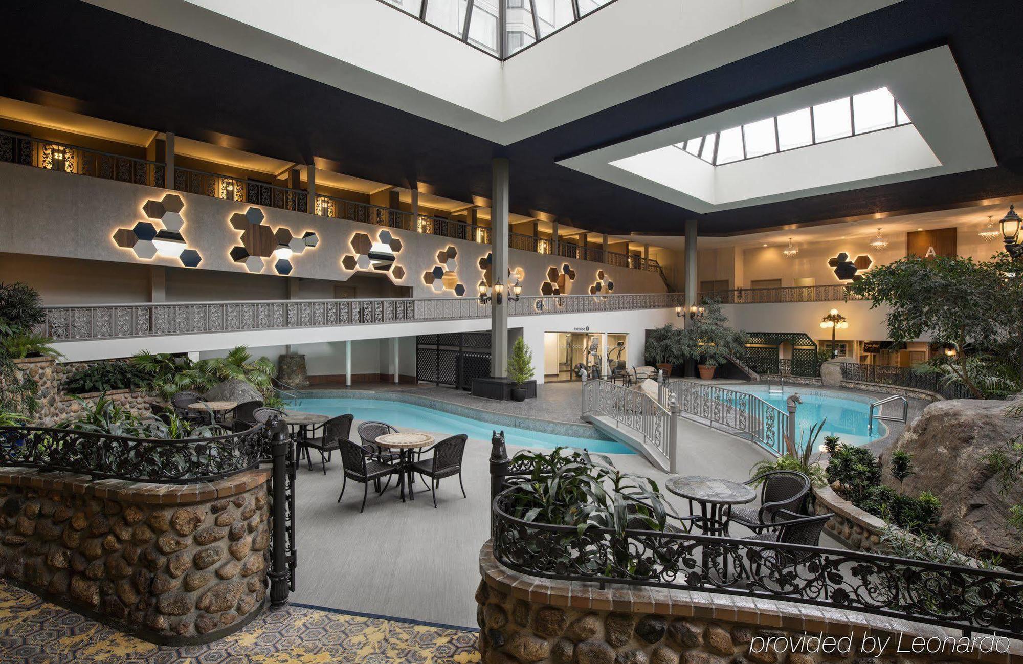 Saskatoon Inn & Conference Centre Εξωτερικό φωτογραφία